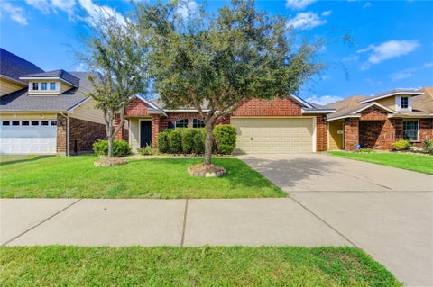 Photo of 2922 Halcyon Time Trail, Houston, TX 77045 (MLS # 48281405)