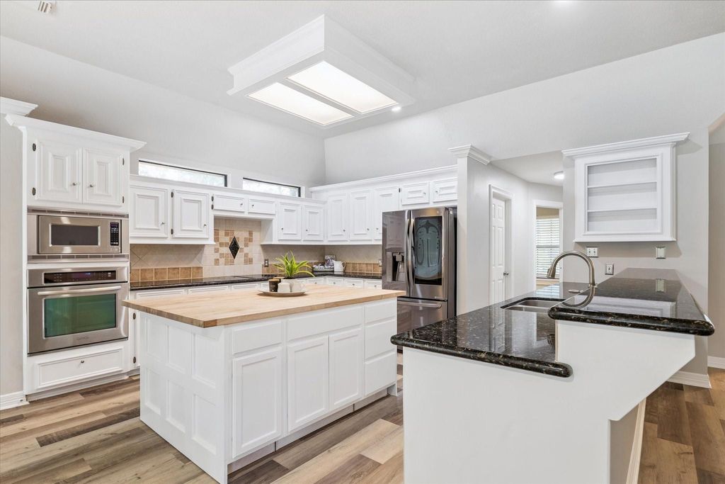 Photo of 23818 Pin Oak Drive, Spring, TX 77389 (MLS # 35022080)