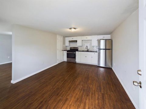 Photo of 607 Enid Street #1/2 2, Houston, TX 77009 (MLS # 56950801)