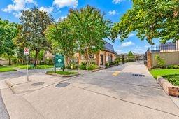 Condo For Rent - 2400 N Braeswood Boulevard #313<br/> Houston, TX 77030