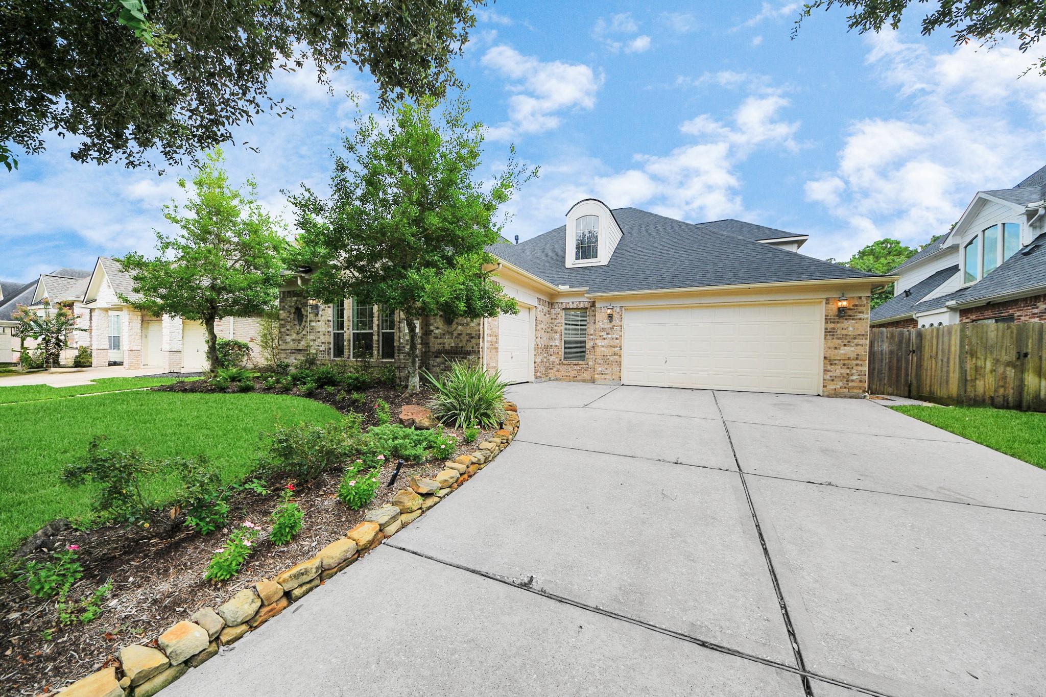 2716 Drywood Creek Drive