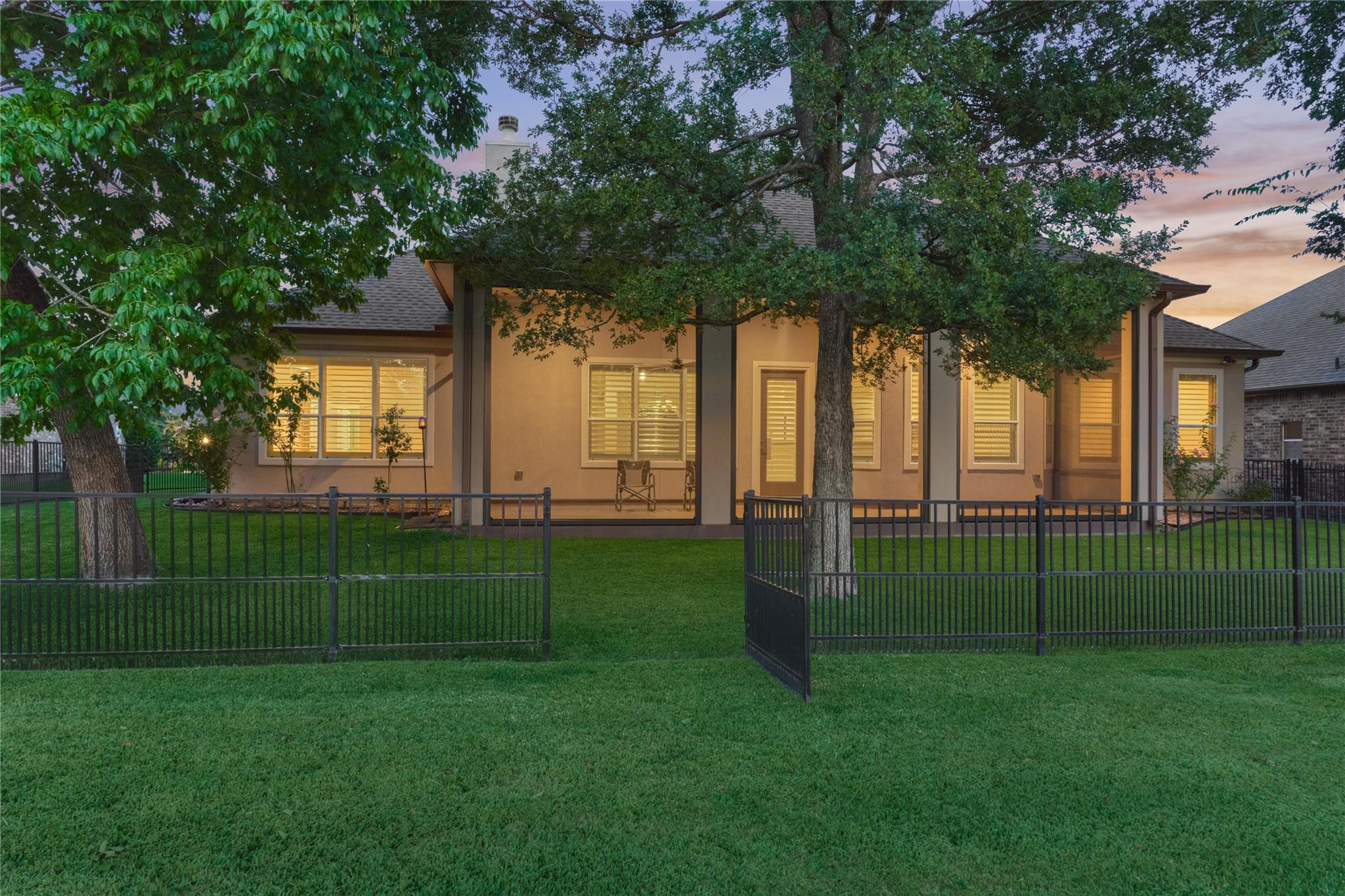 126 Hillsborough Drive W