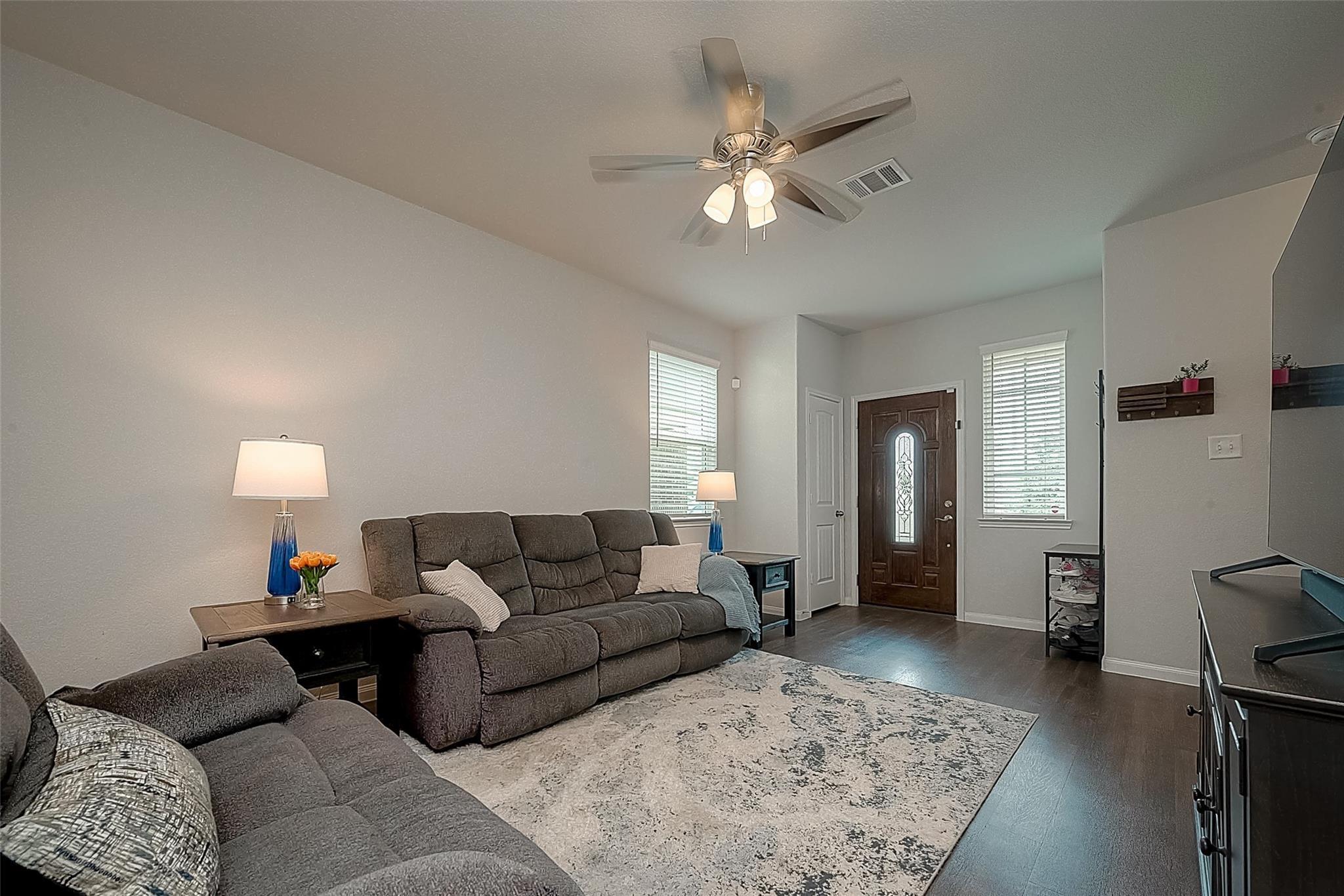 5138 Wolgan Lake Court