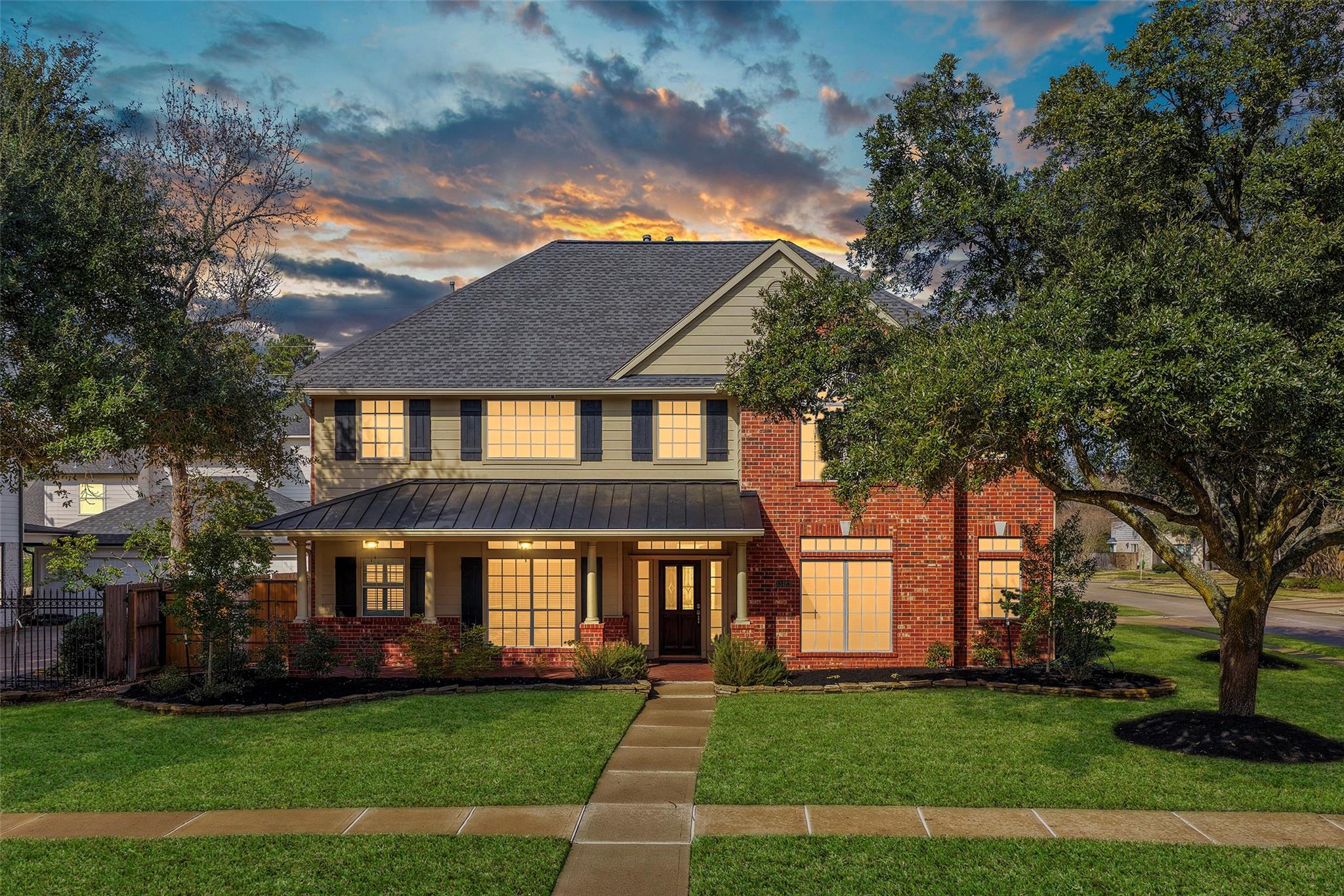 13423 Oak Alley Lane