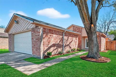 Photo of 12815 Maxfield Drive, Houston, TX 77082 (MLS # 54012285)