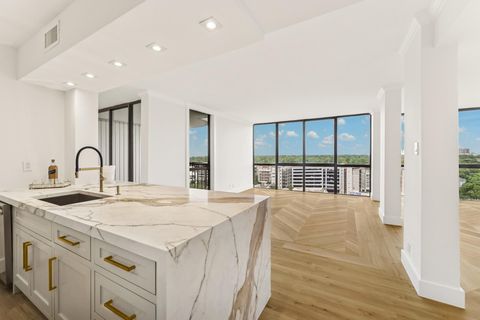 Photo of 5001 Woodway Drive #1305, Houston, TX 77056 (MLS # 19099946)