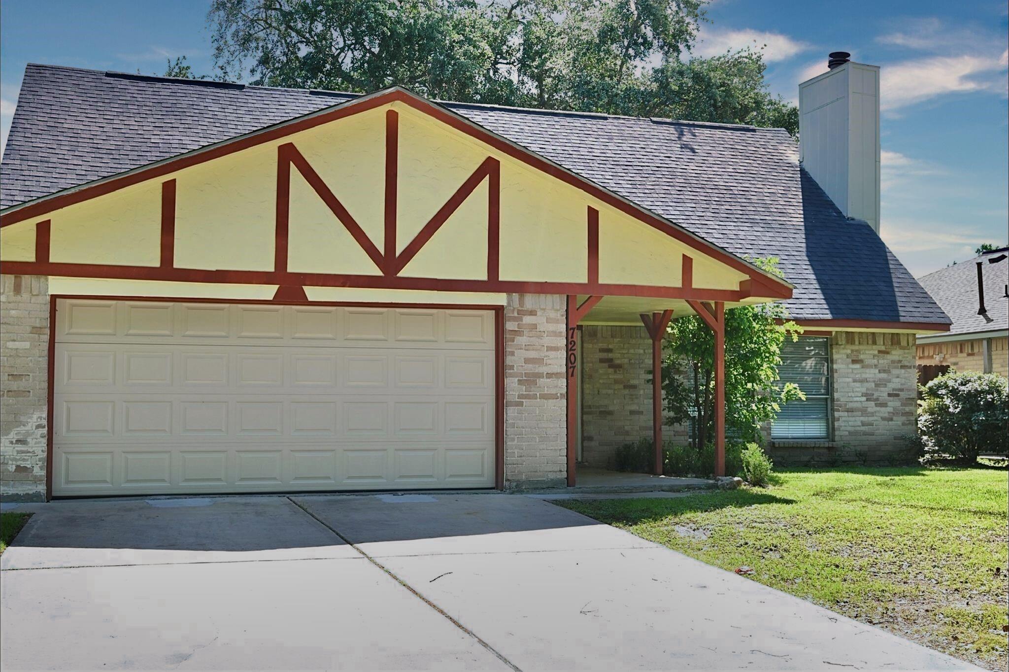7207 San Pablo Drive