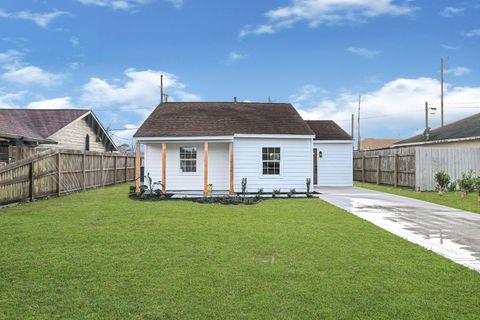 504 Pecan Drive South Houston TX 77587