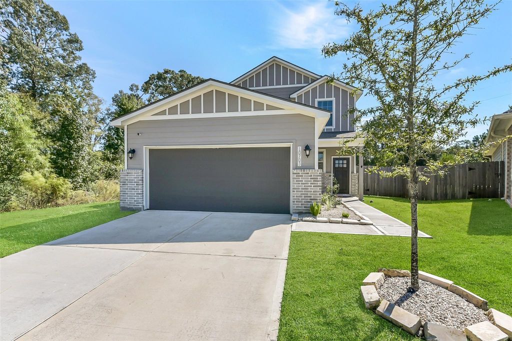 Photo of 10703 Catclaw Court, Tomball, TX 77375 (MLS # 98218067)