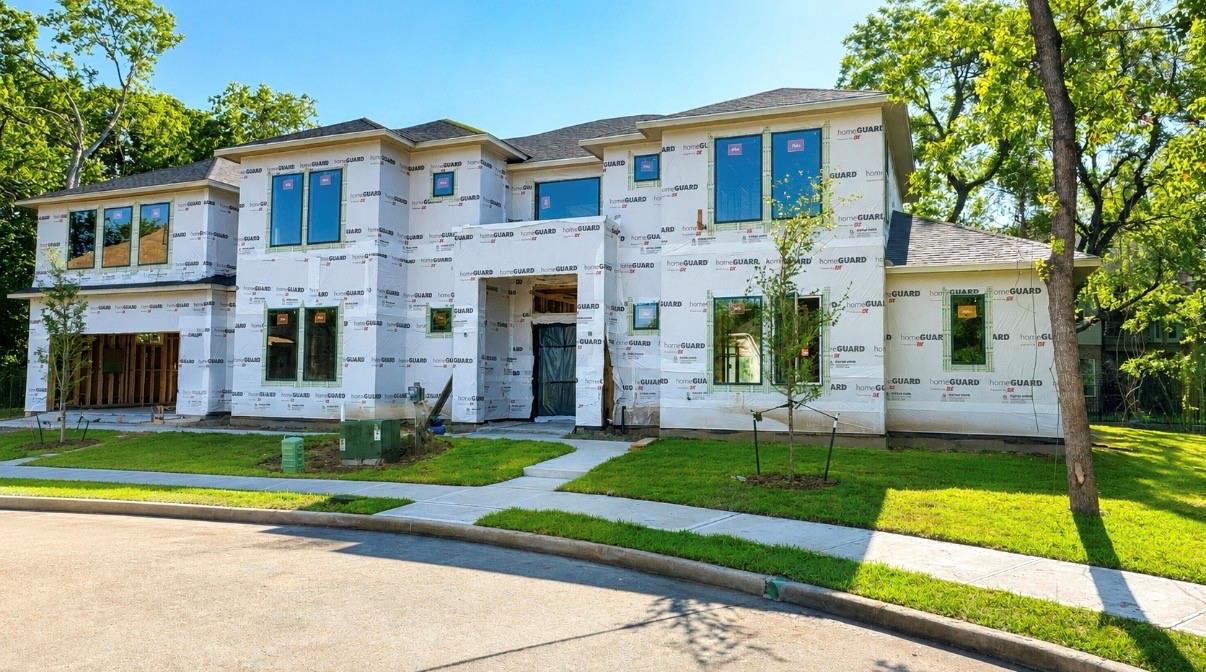 219 Jade Pointe