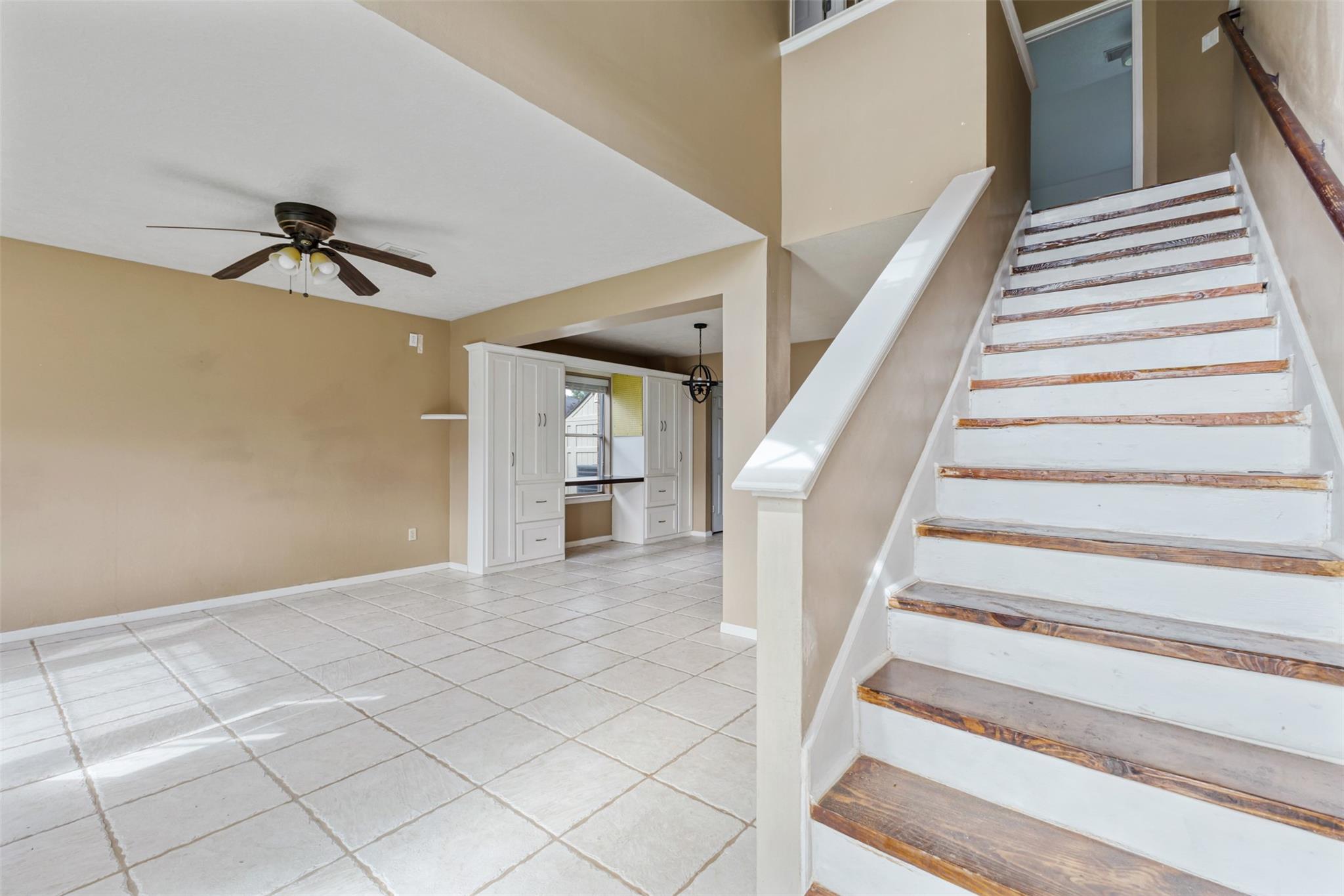4406 Egret Drive