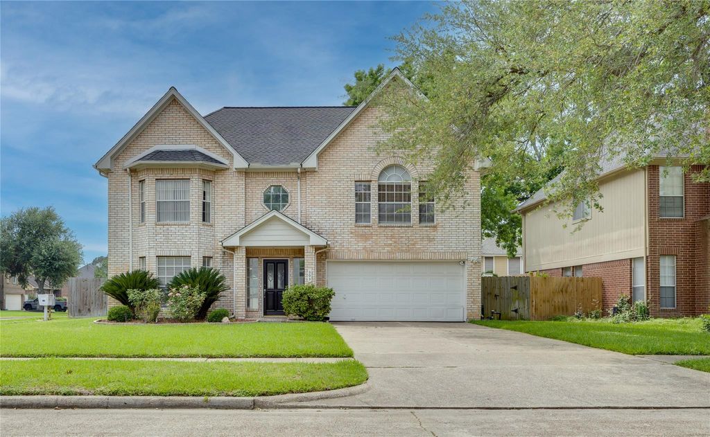 Photo of 303 Welford Lane, Highlands, TX 77562 (MLS # 12505302)