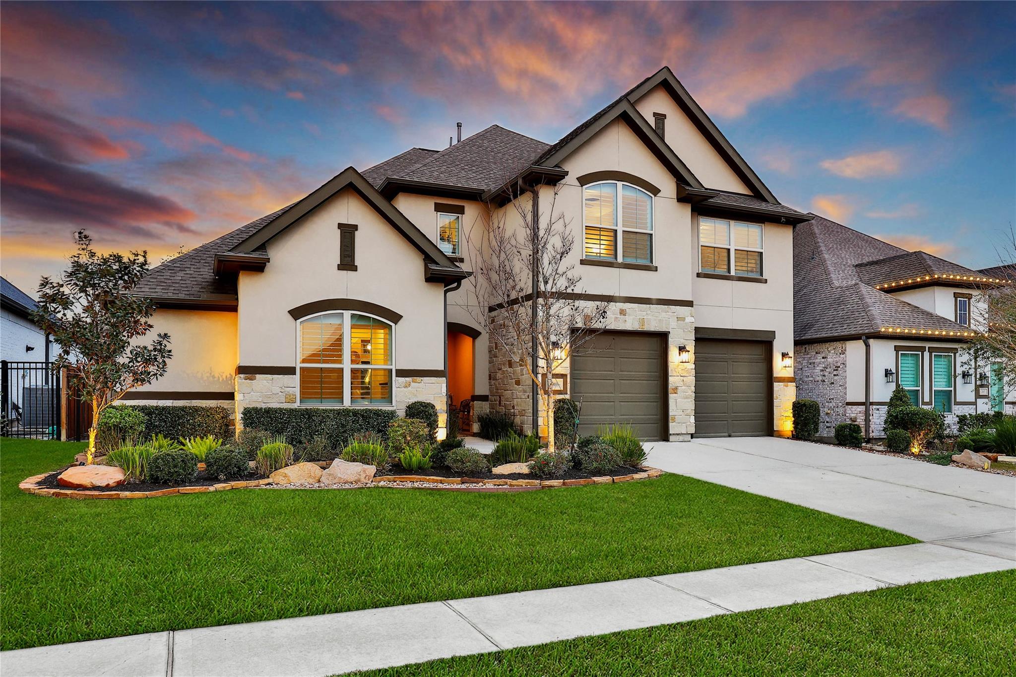 28033 Woodland Bend Way