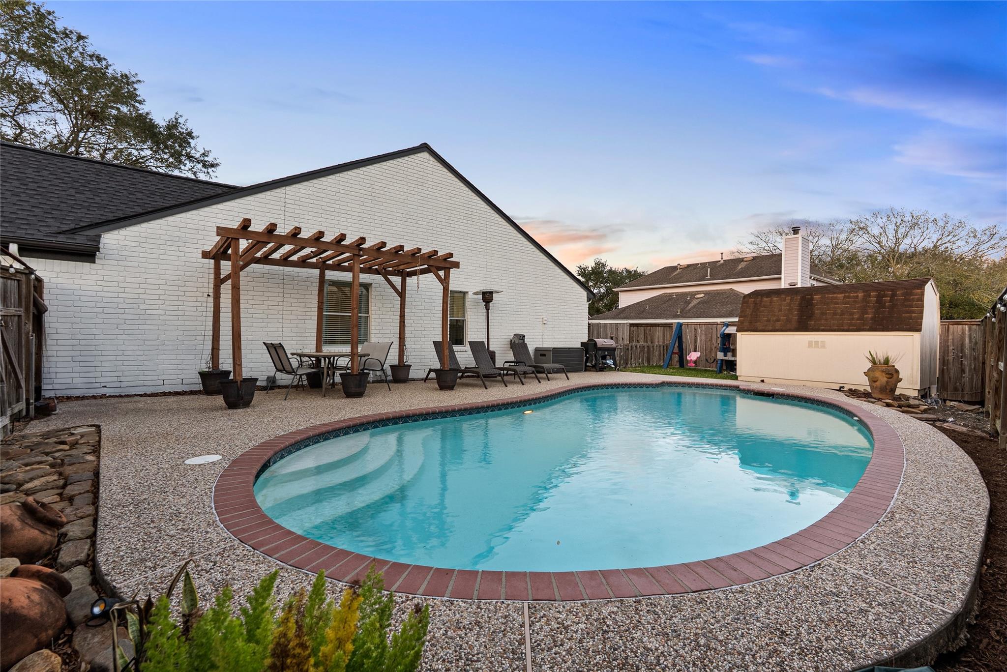 3911 Spring Circle Drive W