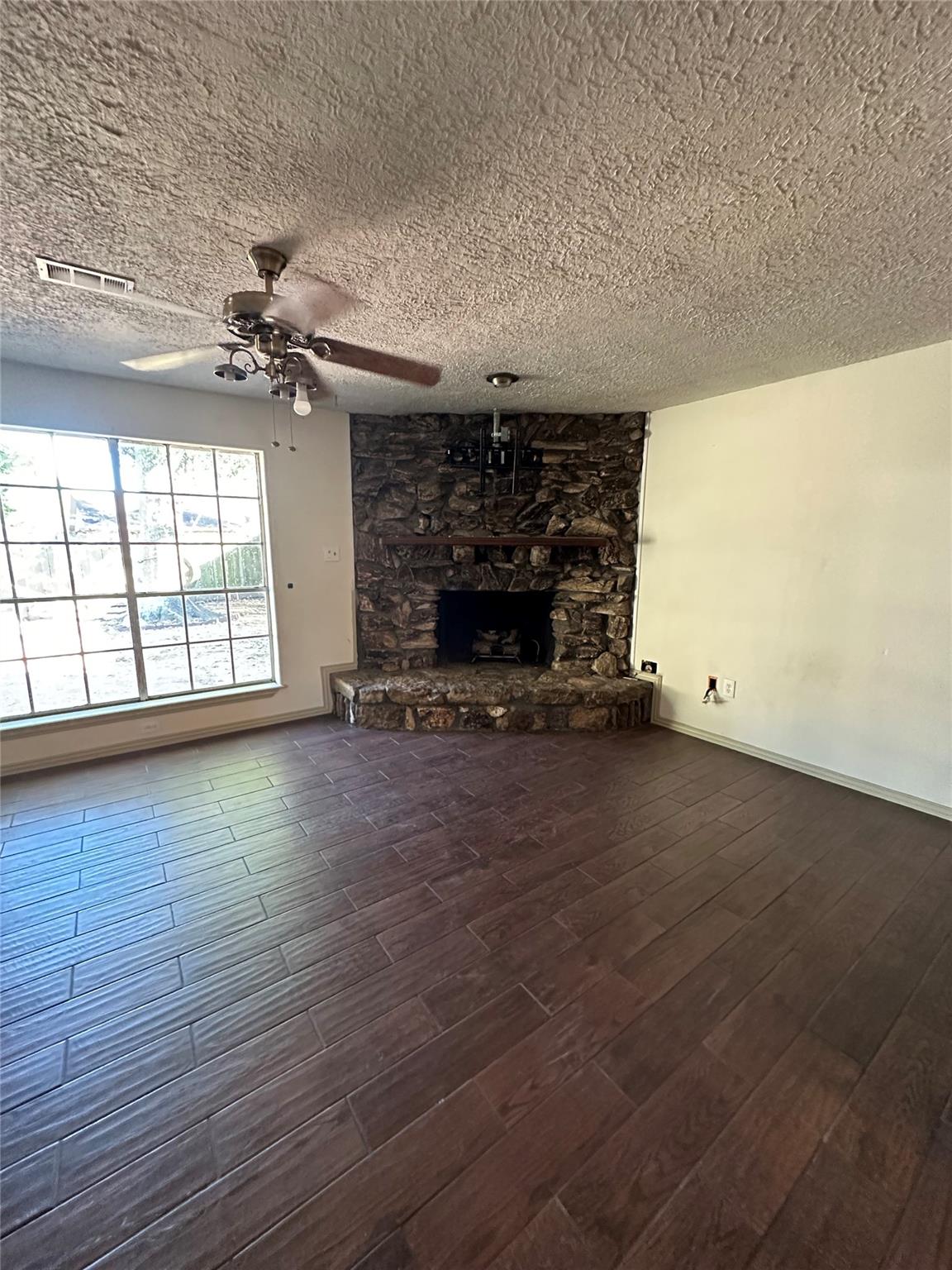 3223 Cedarmont Drive