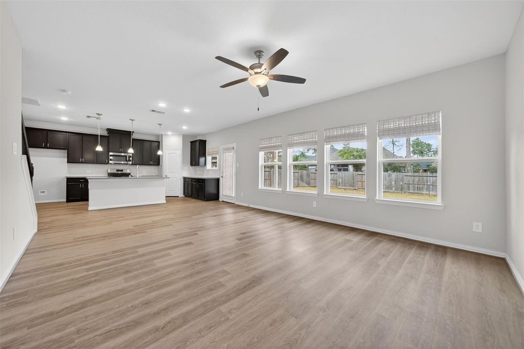 Photo of 810 Spruce Pine Drive, Willis, TX 77318 (MLS # 84233780)