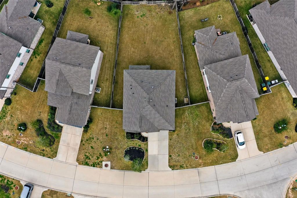 Photo of 810 Spruce Pine Drive, Willis, TX 77318 (MLS # 84233780)