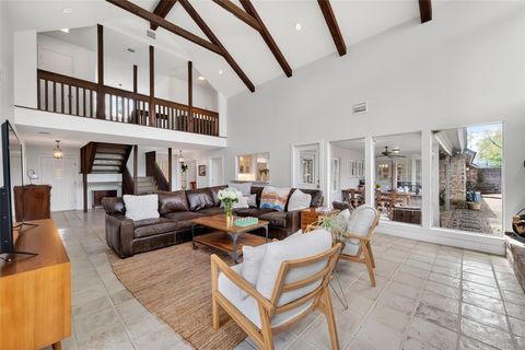 Photo of 10022 Bayou Glen Road, Houston, TX 77042 (MLS # 94393798)