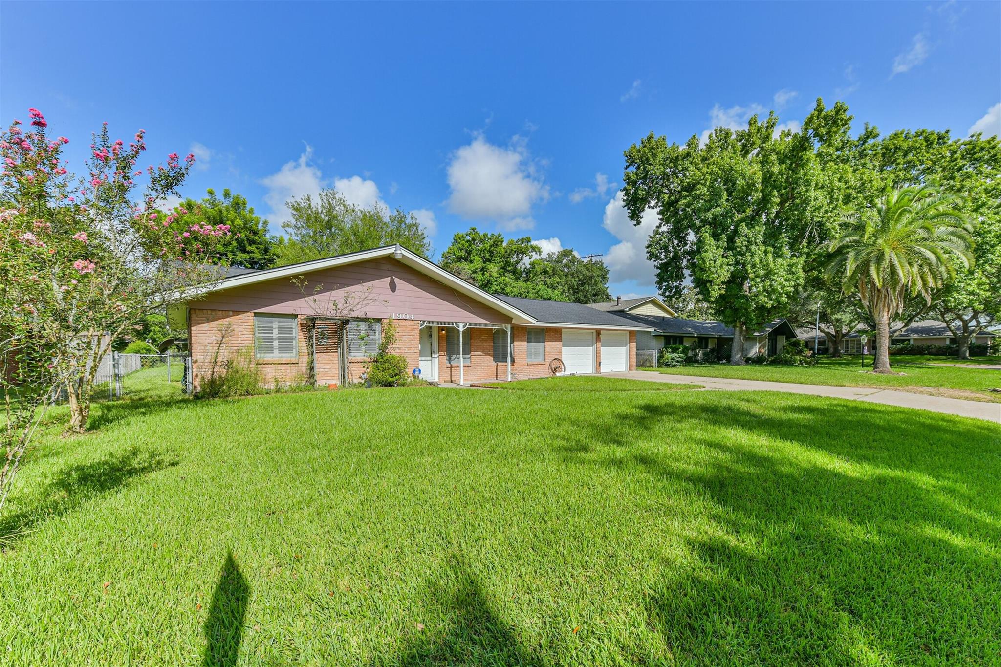 1904 Amy Drive