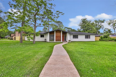 Homes For Sale - 22 Sherwood Street<br/> Liberty County, Dayton, TX 77535