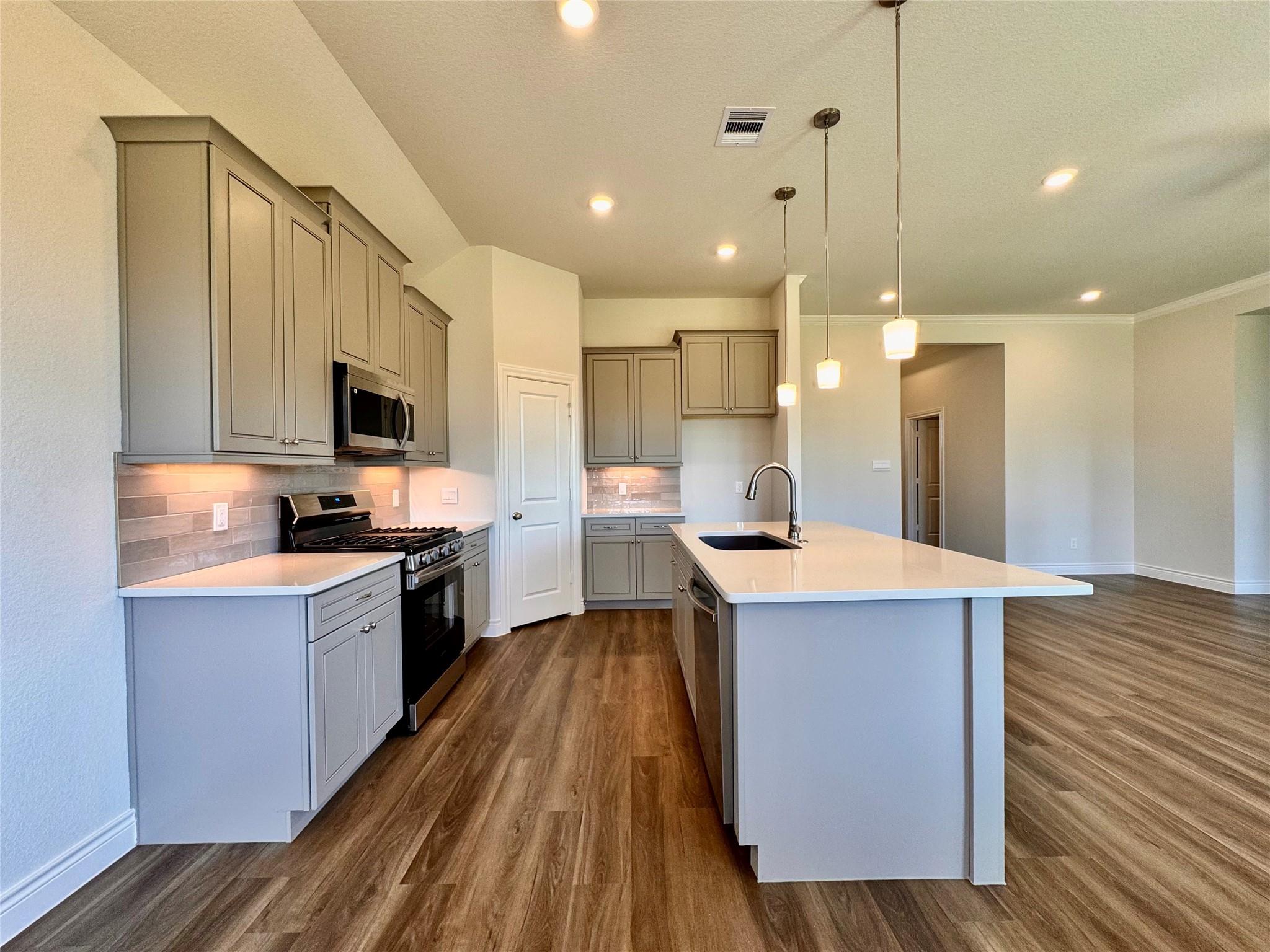 11841 Whirlaway Drive