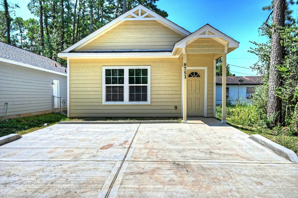 Photo of 9751 Black Gum, Willis, TX 77318 (MLS # 76925236)