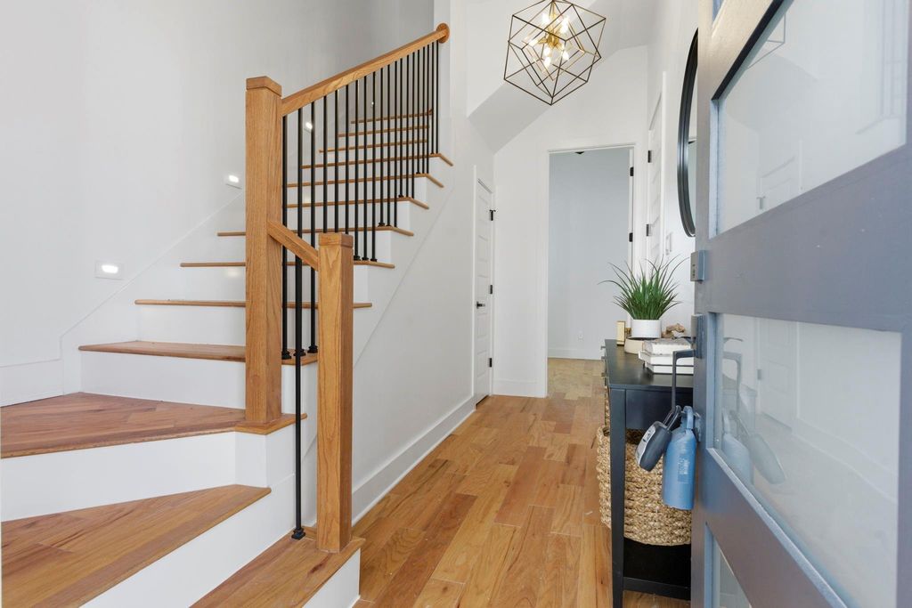 Photo of 1920 Laverne Street, Houston, TX 77080 (MLS # 76800157)