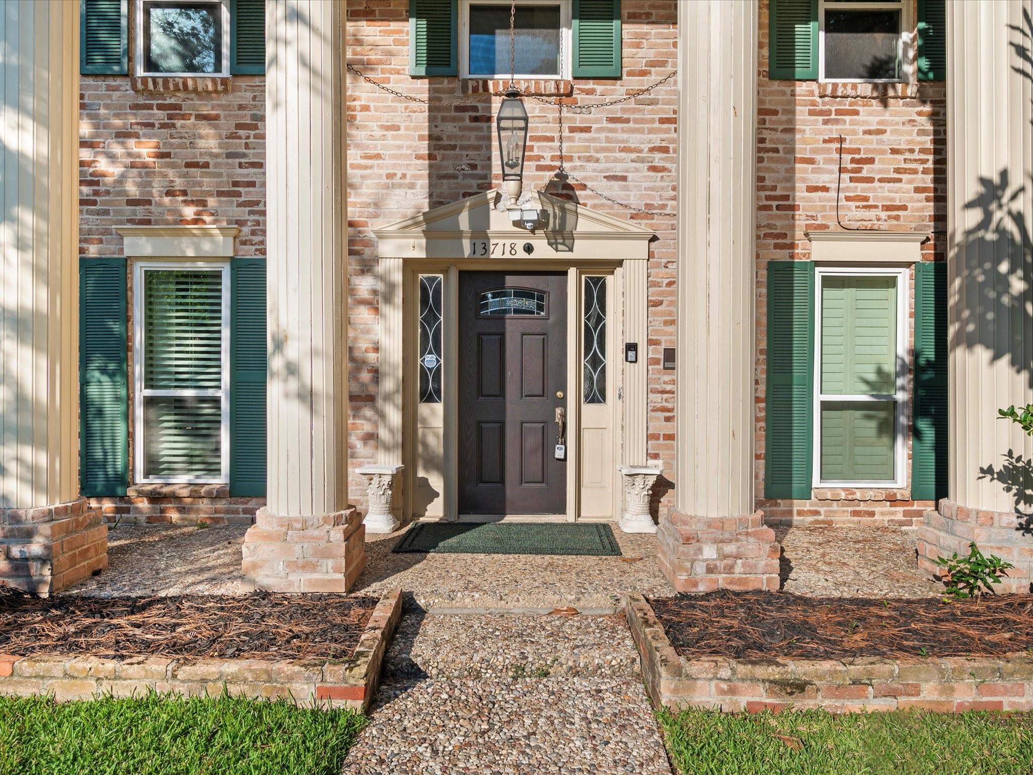 13718 Balmore Circle