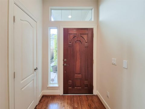 Photo of 5514 Feagan Street, Houston, TX 77007 (MLS # 9980059)