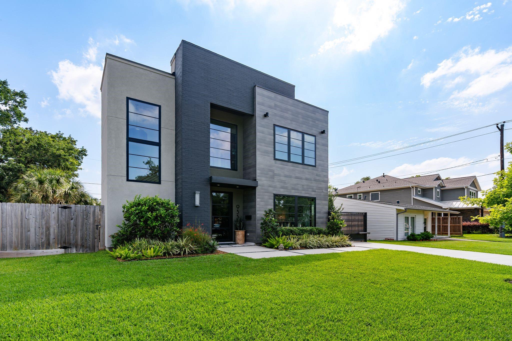 935 Gardenia Drive