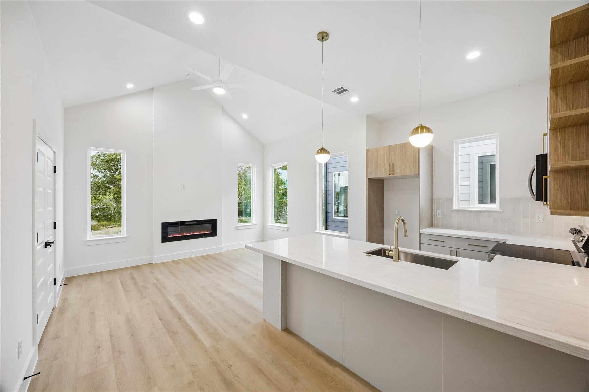 424 Calloway Street A/B
