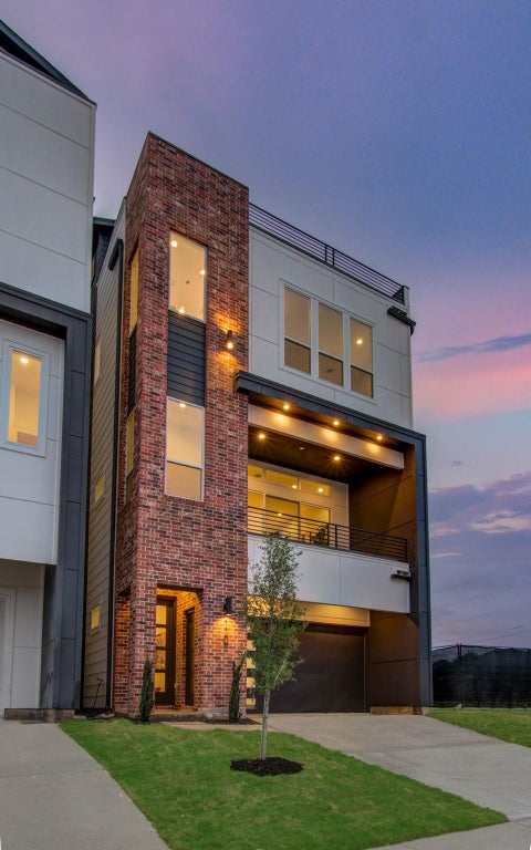 Photo of 1113 Ennis Street, Houston, TX 77003 (MLS # 20501481)