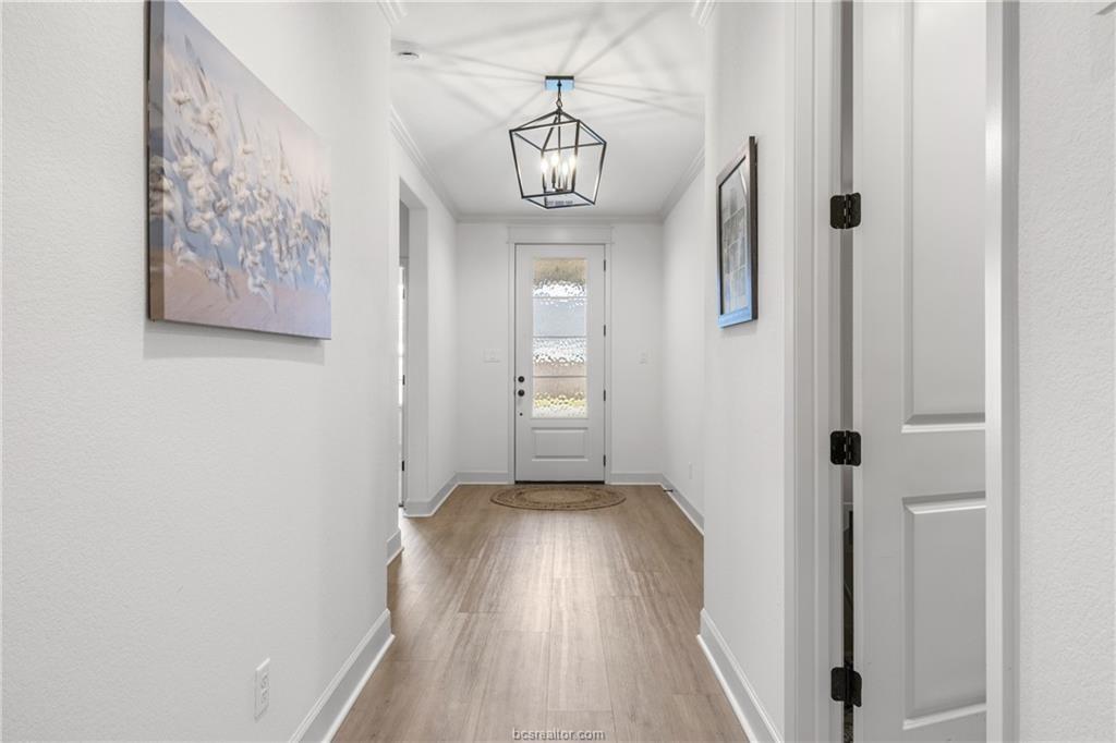 1614 Briscoe Manor Court