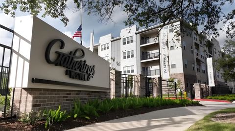 Photo of 6804 Westview Drive #2201, Houston, TX 77055 (MLS # 14887301)