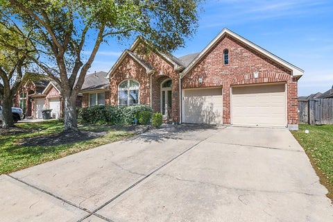 Photo of 13615 Rainwater Drive, Pearland, TX 77584 (MLS # 72939859)