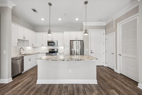 Photo of 2111 Austin Street #341, Houston, TX 77002 (MLS # 91520143)