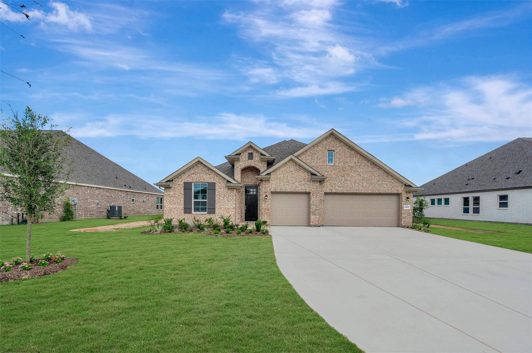 6815 Allens Landing