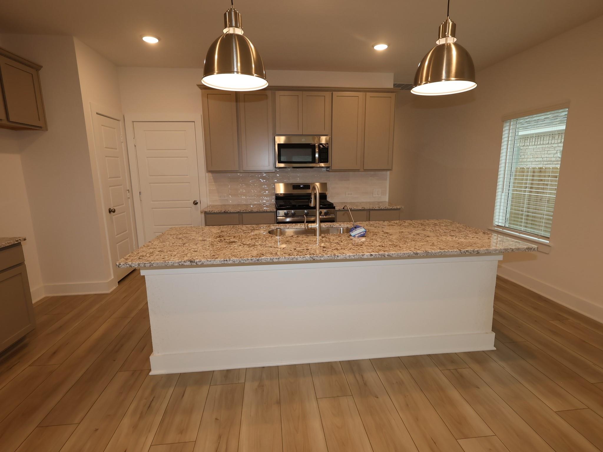 8230 Blue Shell Lane
