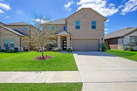 Photo of 1334 Eagle Pass Drive, Rosharon, TX 77583 (MLS # 76203264)