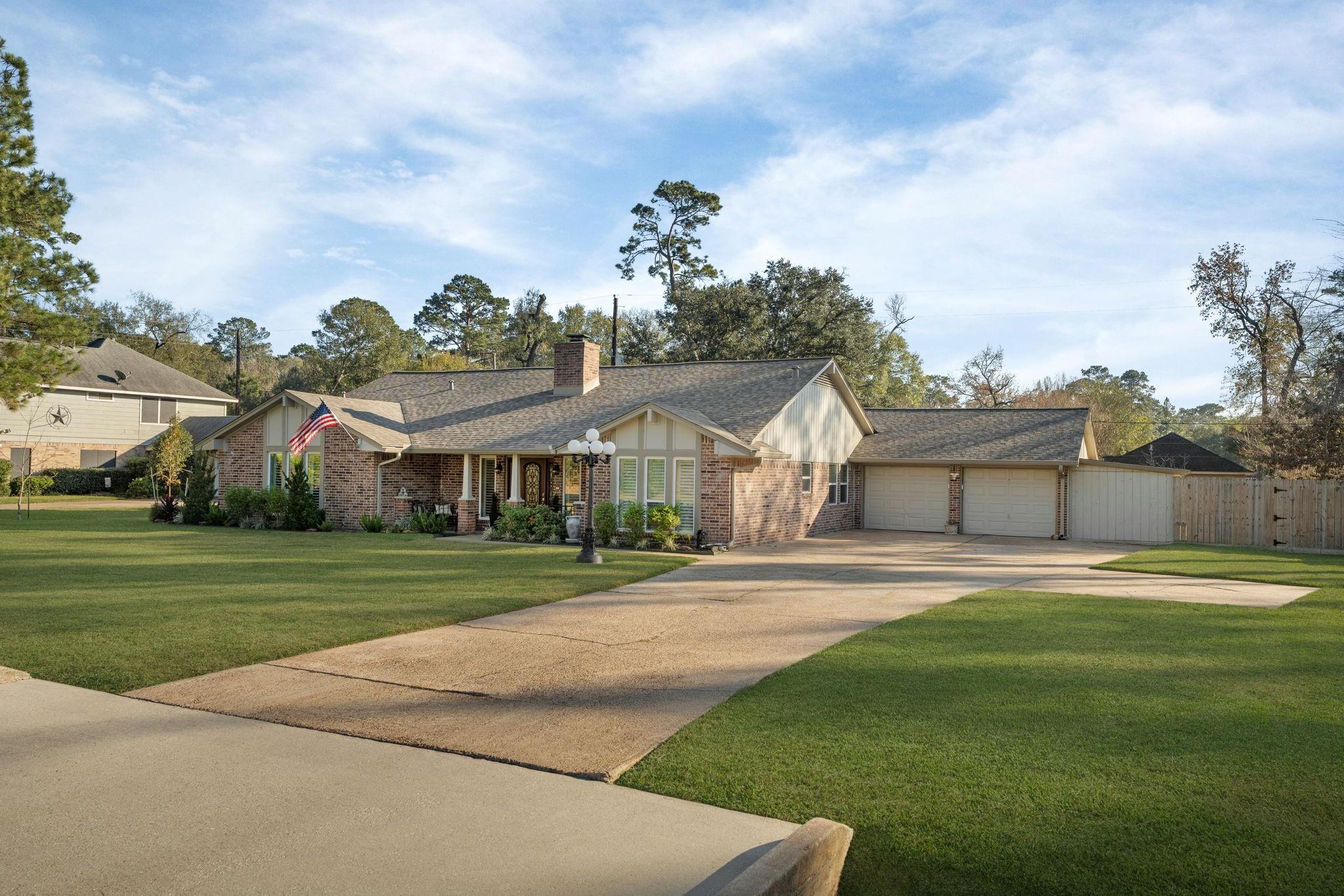 1006 Castle Hill Trail