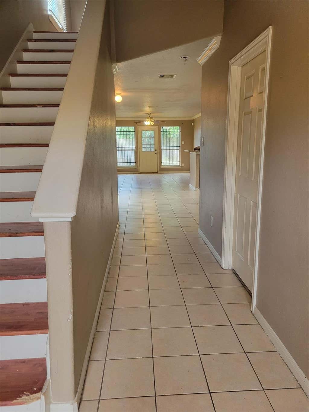 Photo of 4611 Knoxville Street, Houston, TX 77051 (MLS # 77181173)