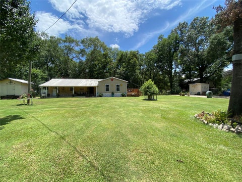 Photo of 400 Mudd Street, Coldspring, TX 77331 (MLS # 61406206)
