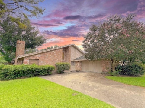 Photo of 13103 Waldemere Drive, Houston, TX 77077 (MLS # 81282870)