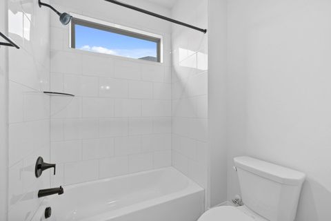 Tiny photo for 648 Cross Timbers Trace, Waller, TX 77484 (MLS # 59867312)