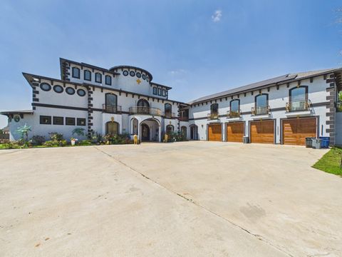 Photo of 1259 County Road 147, Alvin, TX 77511 (MLS # 37477880)