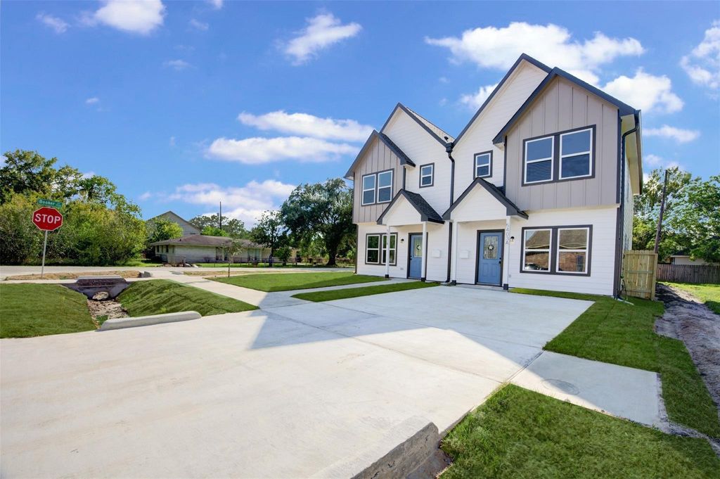 Photo of 5403 Amy Street, Houston, TX 77028 (MLS # 65767798)