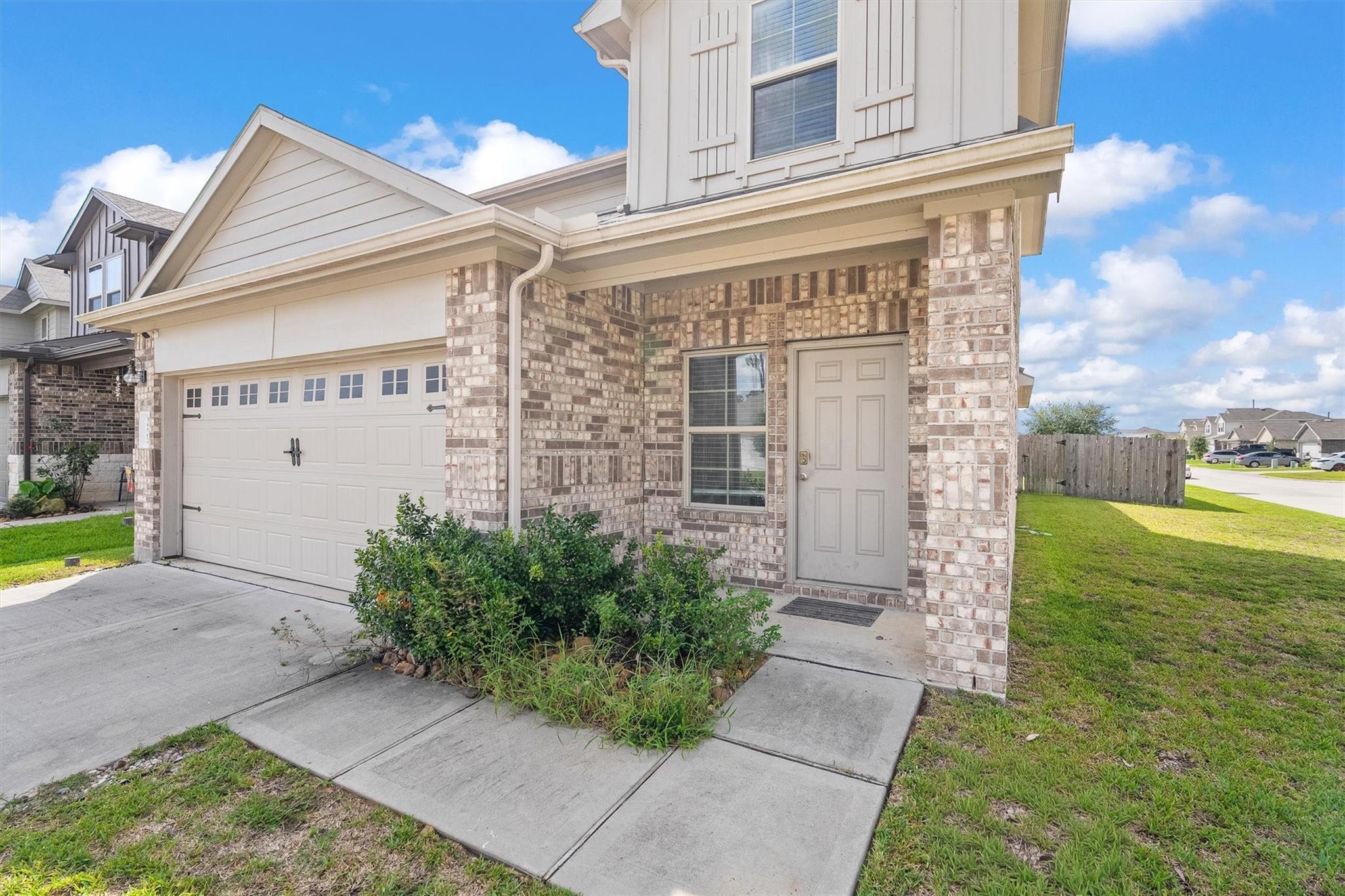16902 Rich Pines Drive