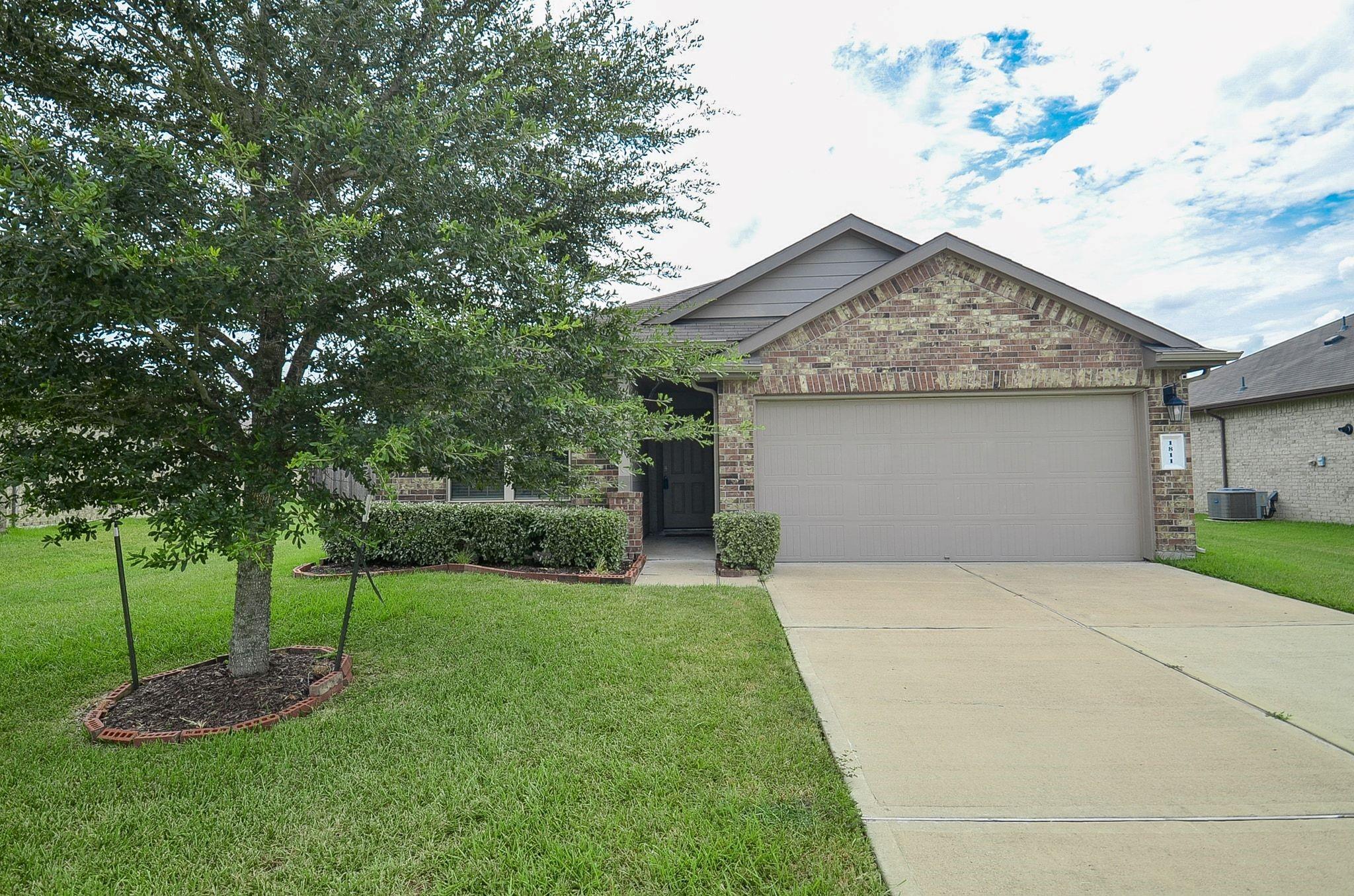 1811 Brady Shores Drive
