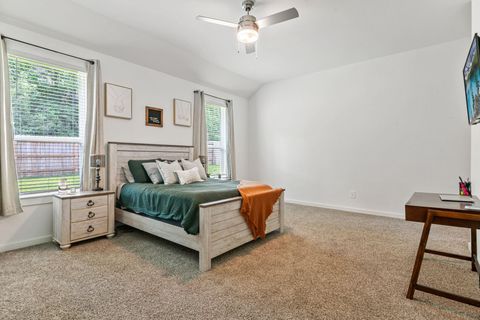 Tiny photo for 560 Newcomb Hollow Drive, Conroe, TX 77304 (MLS # 33034514)