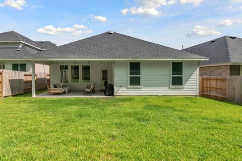 Tiny photo for 560 Newcomb Hollow Drive, Conroe, TX 77304 (MLS # 33034514)